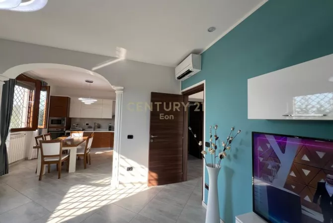 Shtepi ne shitje Shtepi Private ne Durres, 2+1, Mobilimi Pjeserisht e mobiluar, Pagesa 185,000  Euro.