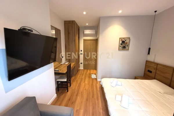 Shtepi ne shitje Apartament ne Durres, 4+1, Mobilimi E mobiluar, Pagesa 400,000  Euro.