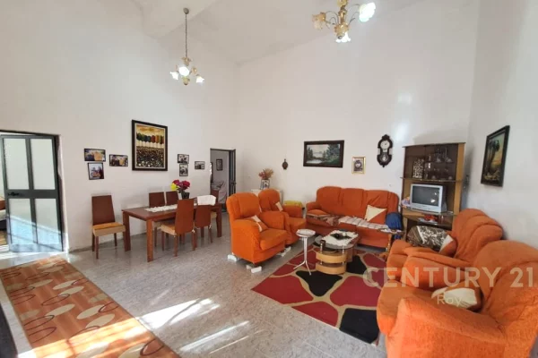 Shtepi ne shitje 2+1 ne Durres - 450,000 Euro