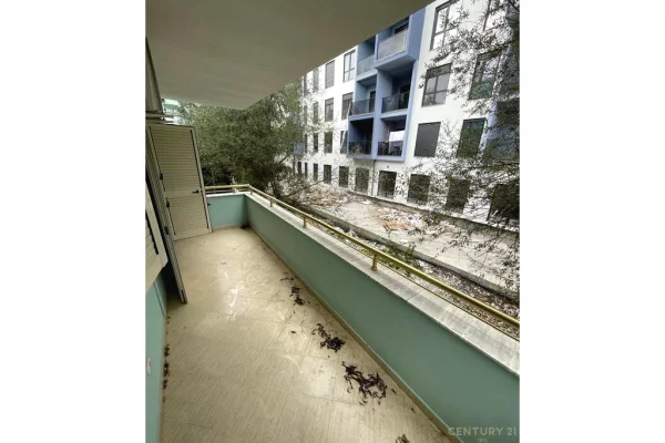 Shtepi ne shitje Apartament ne Durres, 2+1, Mobilimi Pjeserisht e mobiluar, Pagesa 87,000  Euro.