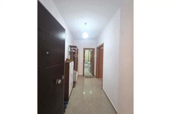 Shtepi ne shitje Apartament ne Durres, 1+1, Mobilimi Pjeserisht e mobiluar, Pagesa 135,000  Euro.