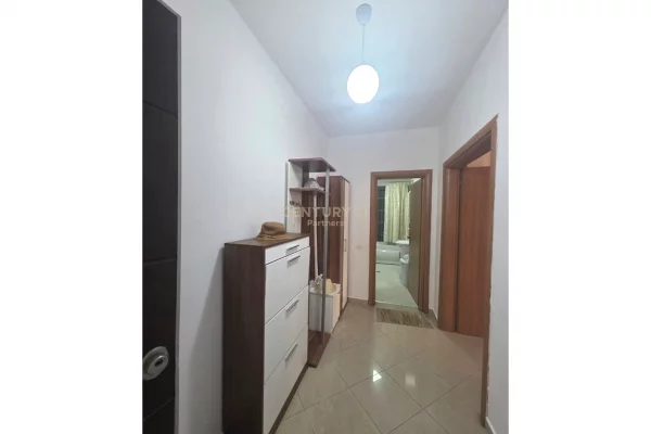 Shtepi ne shitje Apartament ne Durres, 1+1, Mobilimi Pjeserisht e mobiluar, Pagesa 135,000  Euro.