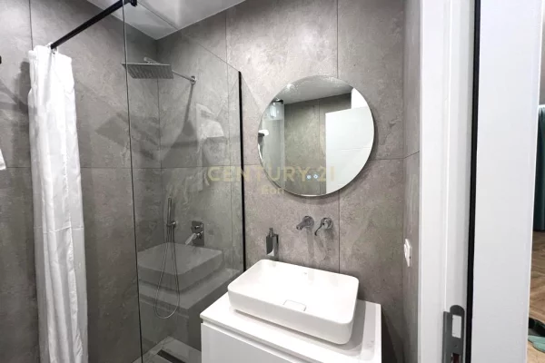 Shtepi ne shitje Apartament ne Durres, 1+1, Mobilimi E mobiluar, Pagesa 139,000  Euro.