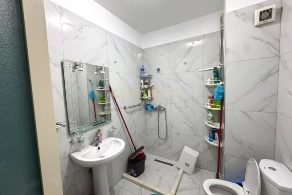 Shtepi ne shitje Apartament ne Durres, 1+1, Mobilimi E mobiluar, Pagesa 120,000  Euro.