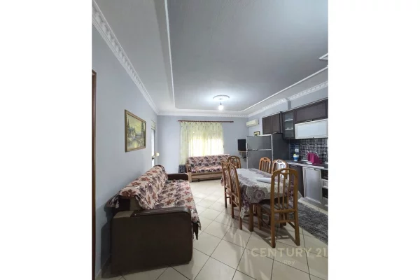 Shtepi ne shitje Apartament ne Durres, 1+1, Mobilimi Pjeserisht e mobiluar, Pagesa 70,000  Euro.