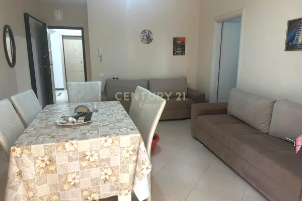 Shtepi ne shitje Apartament ne Durres, 1+1, Mobilimi E mobiluar, Pagesa 110,000  Euro.