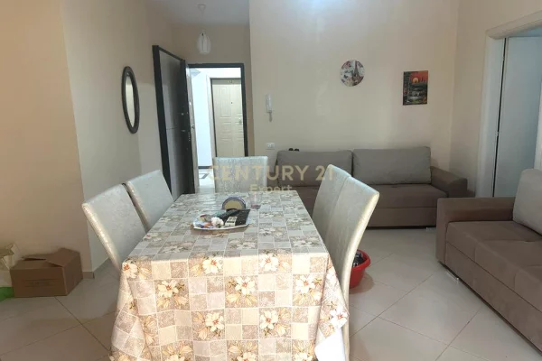 Shtepi ne shitje Apartament ne Durres, 1+1, Mobilimi E mobiluar, Pagesa 110,000  Euro.