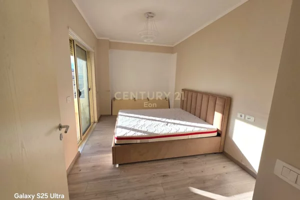 Shtepi ne shitje Apartament ne Durres, 2+1, Mobilimi E mobiluar, Pagesa 155,000  Euro.