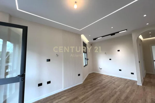 Shtepi ne shitje 2+1 ne Durres - 135,000 Euro