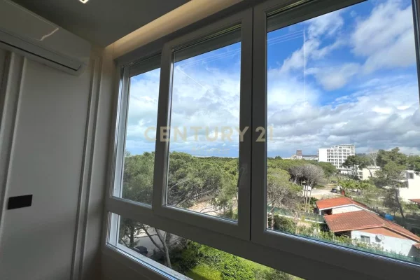 Shtepi ne shitje Apartament ne Durres, 2+1, Mobilimi Pjeserisht e mobiluar, Pagesa 135,000  Euro.