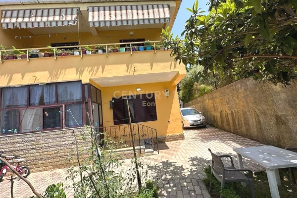 Casa in vendita 4+1 a Durazzo - 220,000 Euro