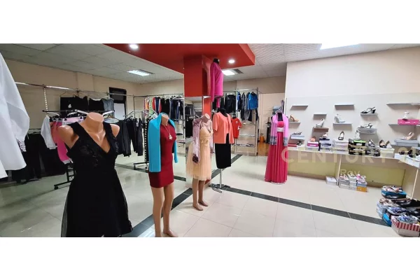 Ambient biznesi ne shitje 1+1 ne Durres - 180,000 Euro