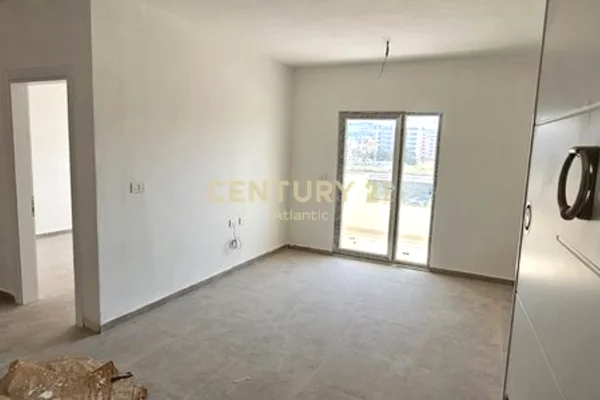 Apartment for sale in Durres 1+1, Emty