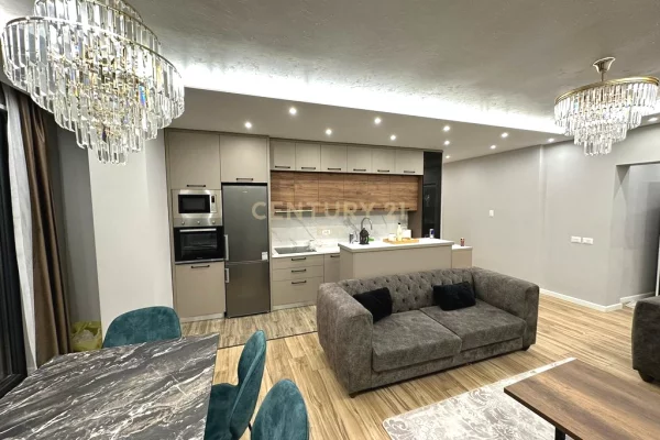 Shtepi ne shitje Apartament ne Durres, 2+1, Mobilimi E mobiluar, Pagesa 360,000  Euro.