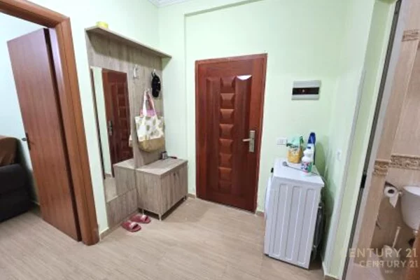 Apartment for sale in Durres 1+1, In Part