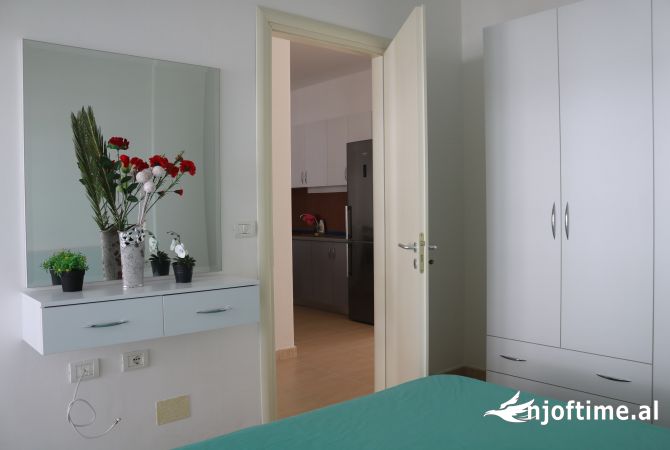 Shtepi ne shitje Apartament ne Durres, 2+1, Mobilimi E mobiluar, Pagesa 187,000  Euro.
