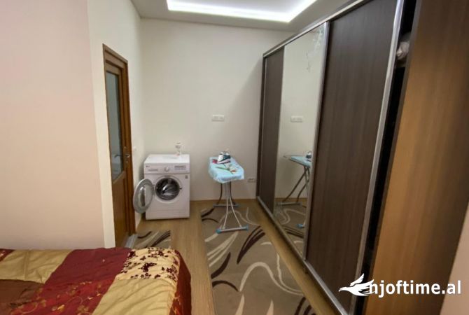 Shtepi me qera 1+1 ne Tirane - 400 Euro