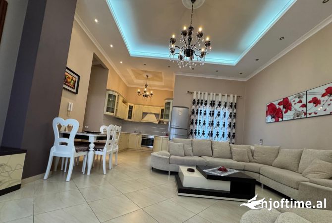 Casa in affitto 2+1 a Tirana - 800 Euro