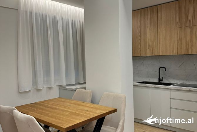 Shtepi me qera 1+1 ne Tirane - 700 Euro