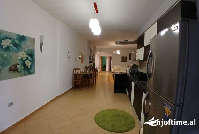 Shtepi me qera 2+1 ne Tirane - 500 Euro