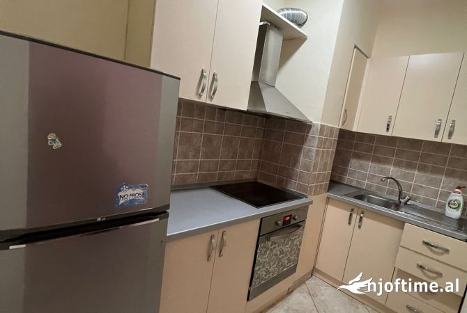 Shtepi me qera 1+1 ne Tirane - 450 Euro