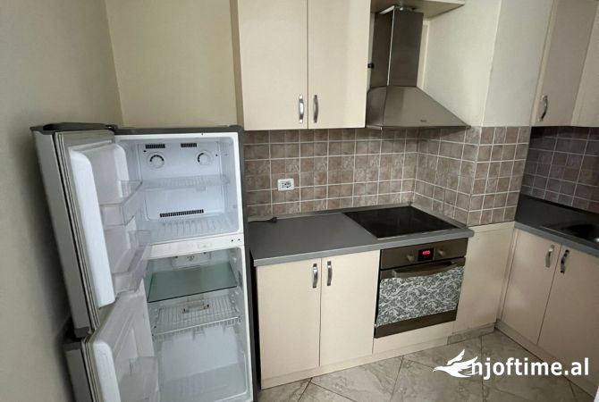 Shtepi me qera 1+1 ne Tirane - 450 Euro