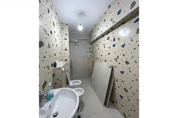 Shtepi ne shitje 2+1 ne Tirane - 210,000 Euro