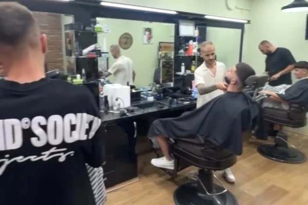 Job Offers Hairdresser/Barber/Esthetician