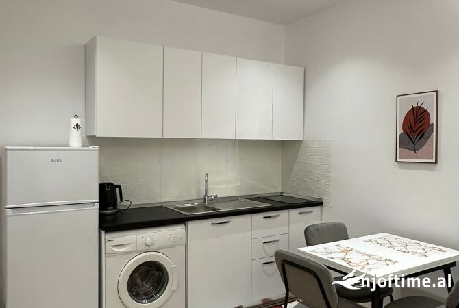 Shtepi me qera 1+1 ne Tirane - 700 Euro