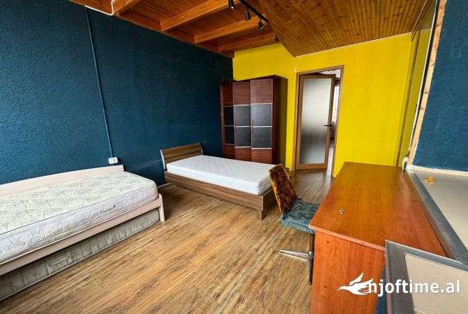 Shtepi me qera 2+1 ne Tirane - 800 Euro