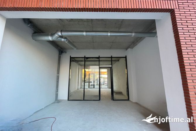 Ambient biznesi me qera 1+1 ne Tirane - 10,000 Euro