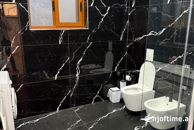 Shtepi me qera Apartament ne Tirane, 2+1, Mobilimi E mobiluar, Pagesa 450  Euro.