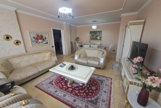 Shtepi ne shitje Apartament ne Durres, 4+1, Mobilimi Pjeserisht e mobiluar, Pagesa 270,000  Euro.