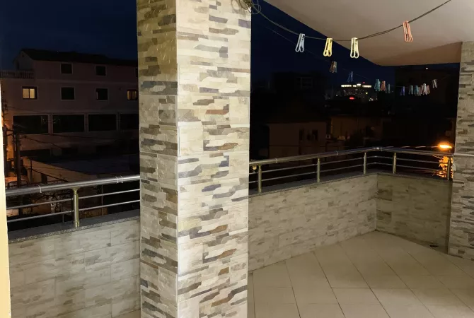 Shtepi me qera Shtepi Private ne Tirane, 1+1, Mobilimi E mobiluar, Pagesa 45,000  Leke.