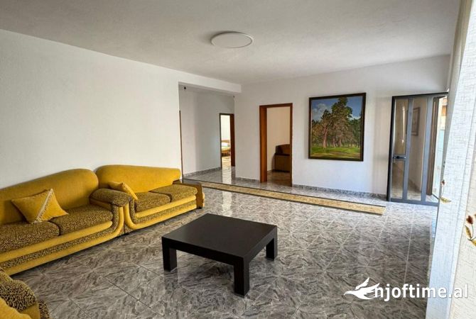 Shtepi me qera 3+1 ne Tirane - 600 Euro