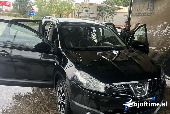 Auto in Vendita  a Tirana - 11,500 Euro