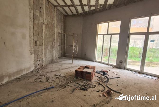 Ambient biznesi ne shitje 3+1 ne Tirane - 198,000 Euro