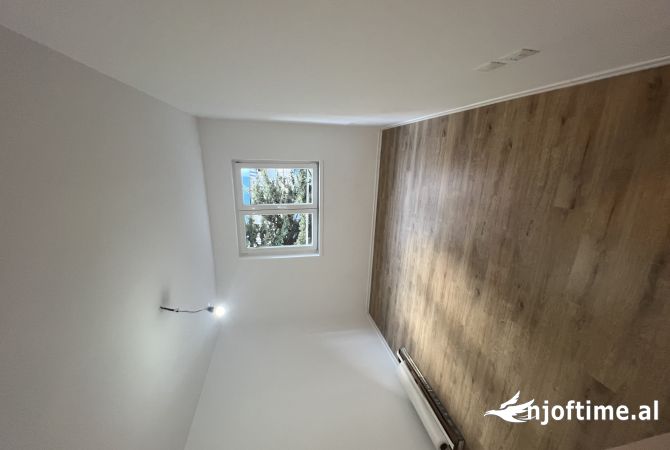 Shtepi me qera 2+1 ne Tirane - 550 Euro