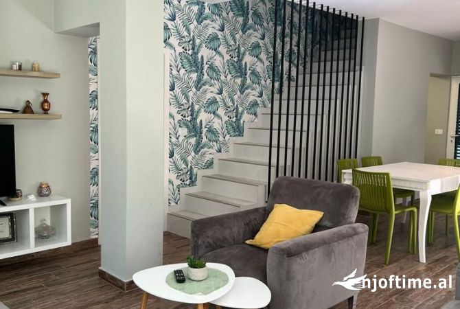 Shtepi ne shitje Vila Luksoze ne Kavaje, 1+1, Mobilimi E mobiluar, Pagesa 450,000  Euro.