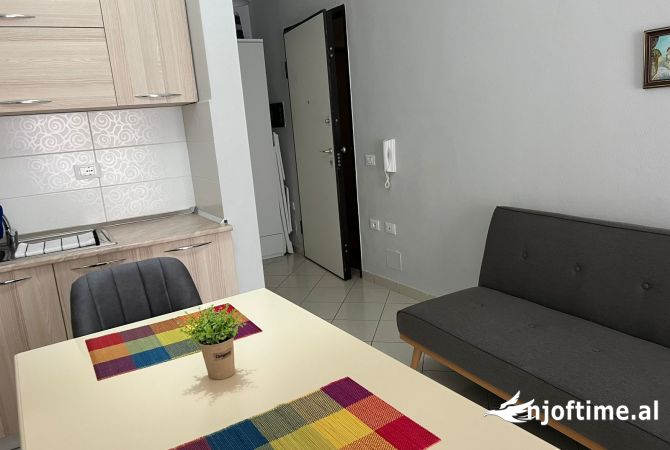 Shtepi ne shitje Garsoniere ne Vlore - 125,000 Euro