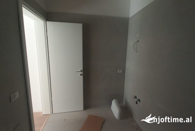 Shtepi ne shitje 2+1 ne Tirane - 278,000 Euro