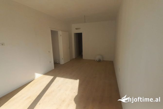 Shtepi ne shitje 2+1 ne Tirane - 278,000 Euro