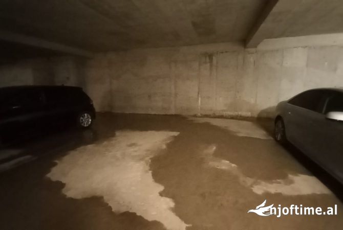 Ambient biznesi ne shitje 4+1 ne Tirane - 16,000 Euro