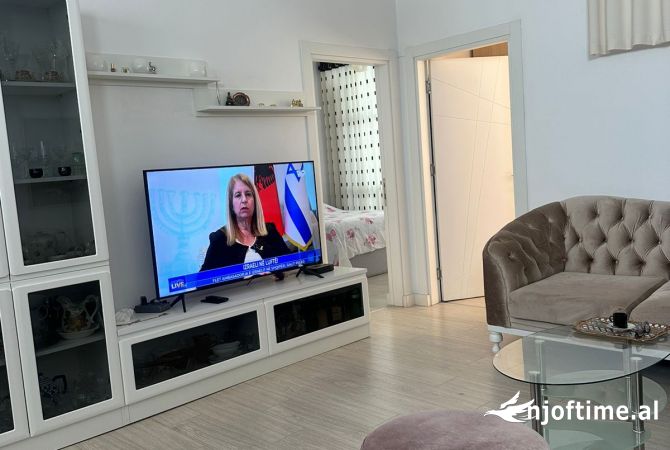 Shtepi me qera 2+1 ne Tirane - 600 Euro