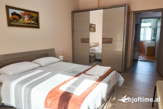 Shtepi me qera Apartament ne Tirane, 2+1, Mobilimi E mobiluar, Pagesa 750  Euro.