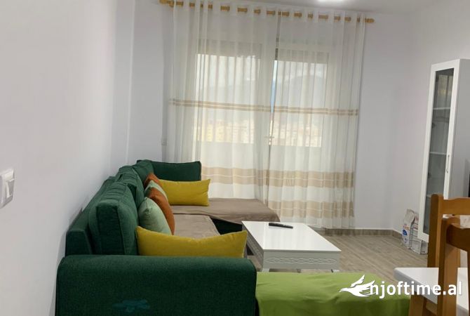 Shtepi me qera 1+1 ne Tirane - 550 Euro