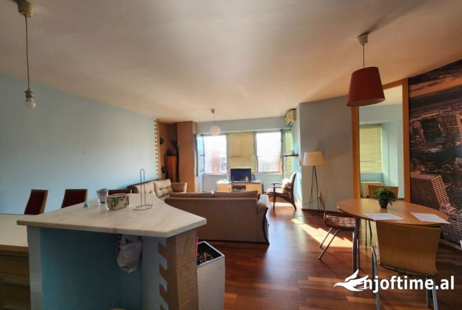 Shtepi me qera 2+1 ne Tirane - 650 Euro