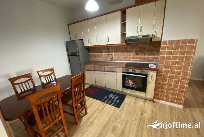 Shtepi me qera 2+1 ne Tirane - 600 Euro