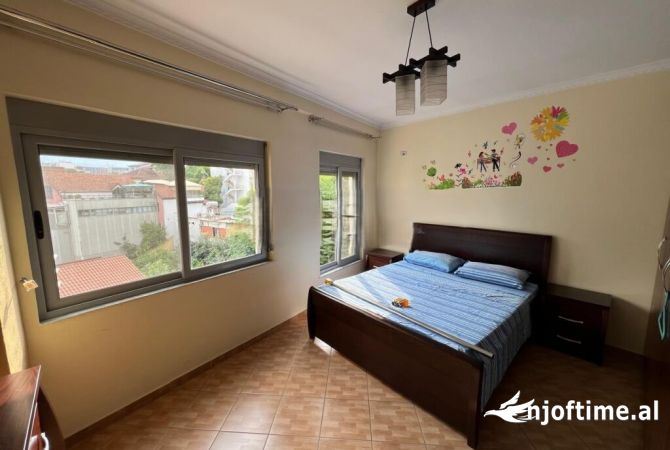 Shtepi me qera 2+1 ne Tirane - 500 Euro