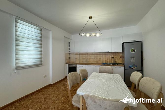 Shtepi me qera 2+1 ne Tirane - 550 Euro